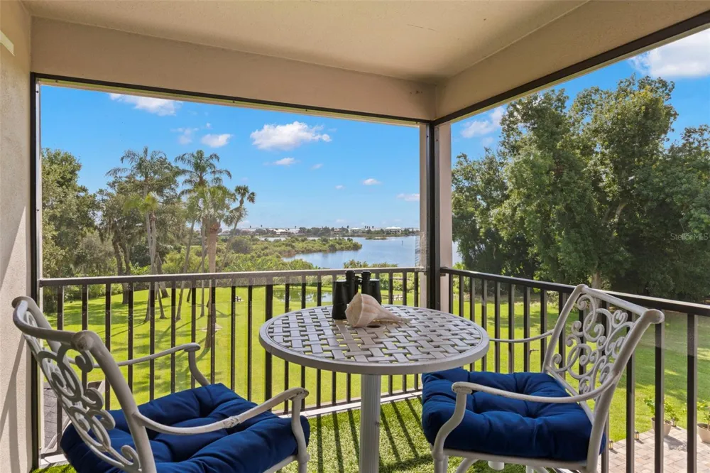 950 14TH AVENUE S Safety Harbor, FL 34695