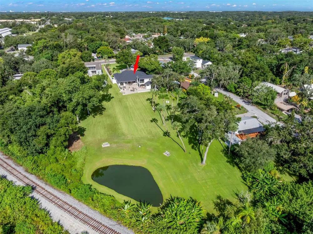 950 14TH AVENUE S Safety Harbor, FL 34695