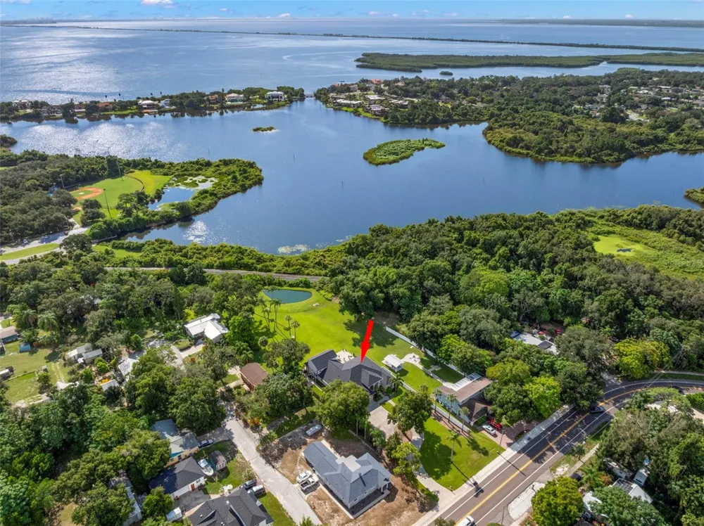 950 14TH AVENUE S Safety Harbor, FL 34695