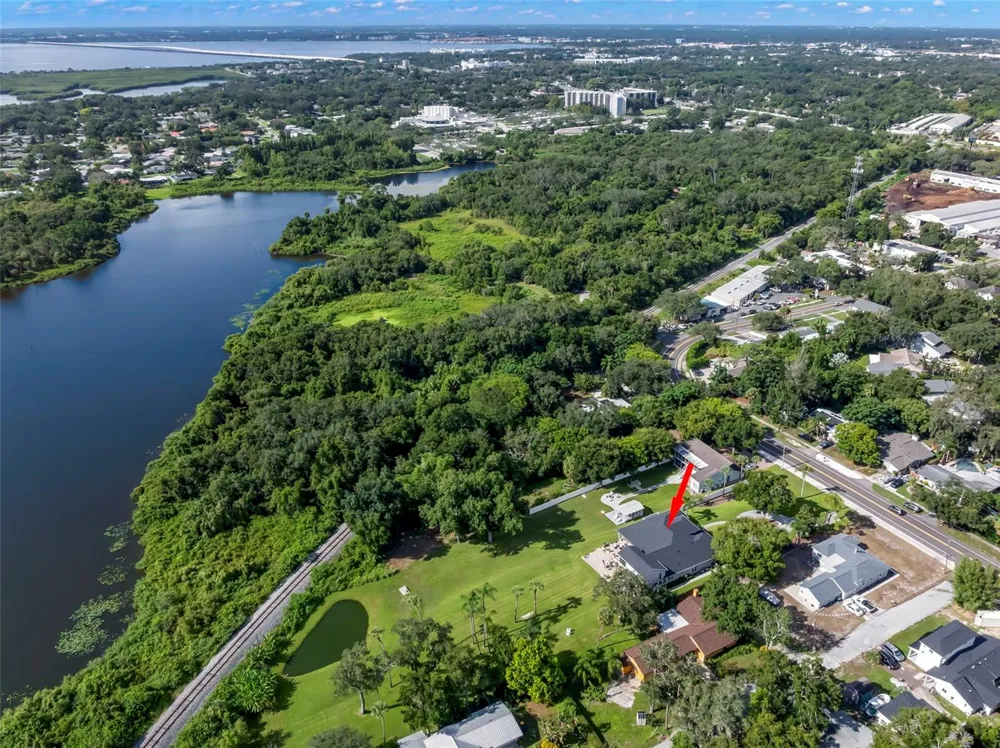 950 14TH AVENUE S Safety Harbor, FL 34695