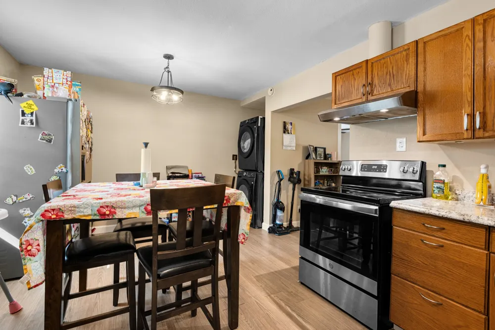 1001 S 5th Street Garland, TX 75040