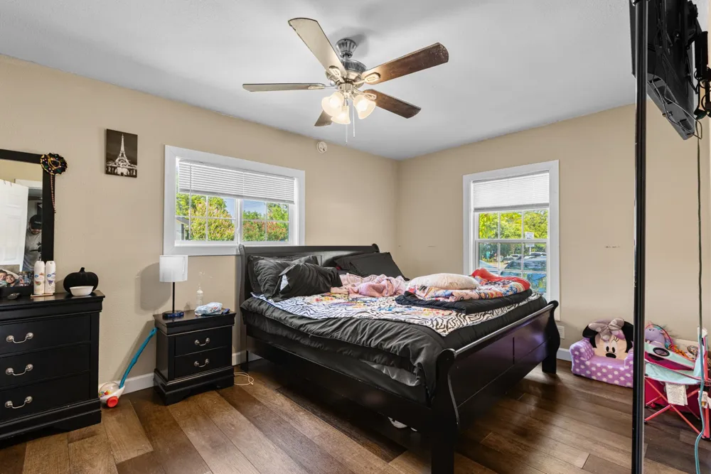 1001 S 5th Street Garland, TX 75040
