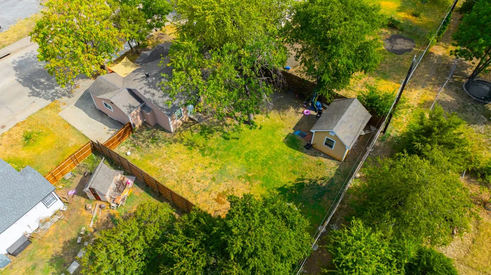 1001 S 5th Street Garland, TX 75040
