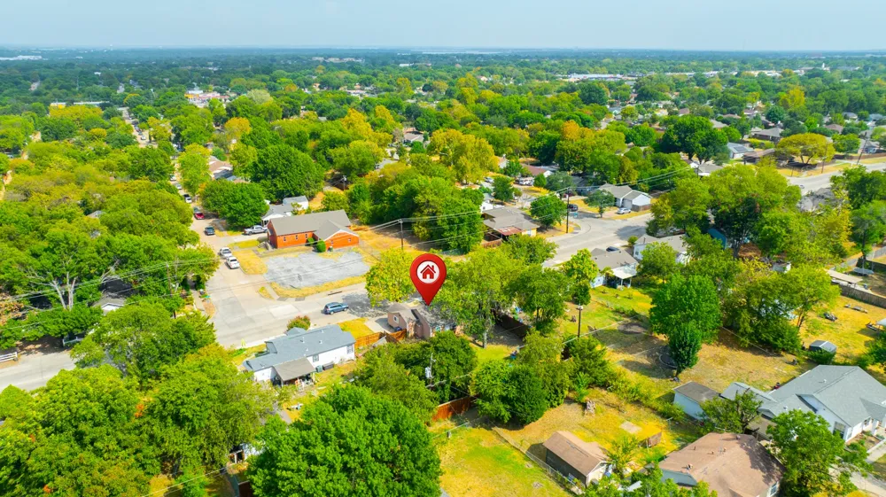1001 S 5th Street Garland, TX 75040