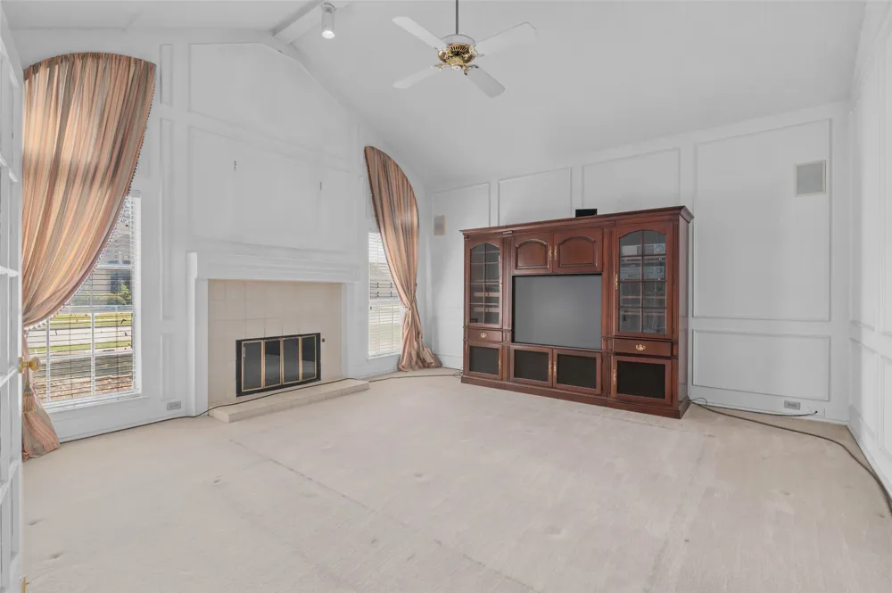 2703 Devonshire Drive Carrollton, TX 75007