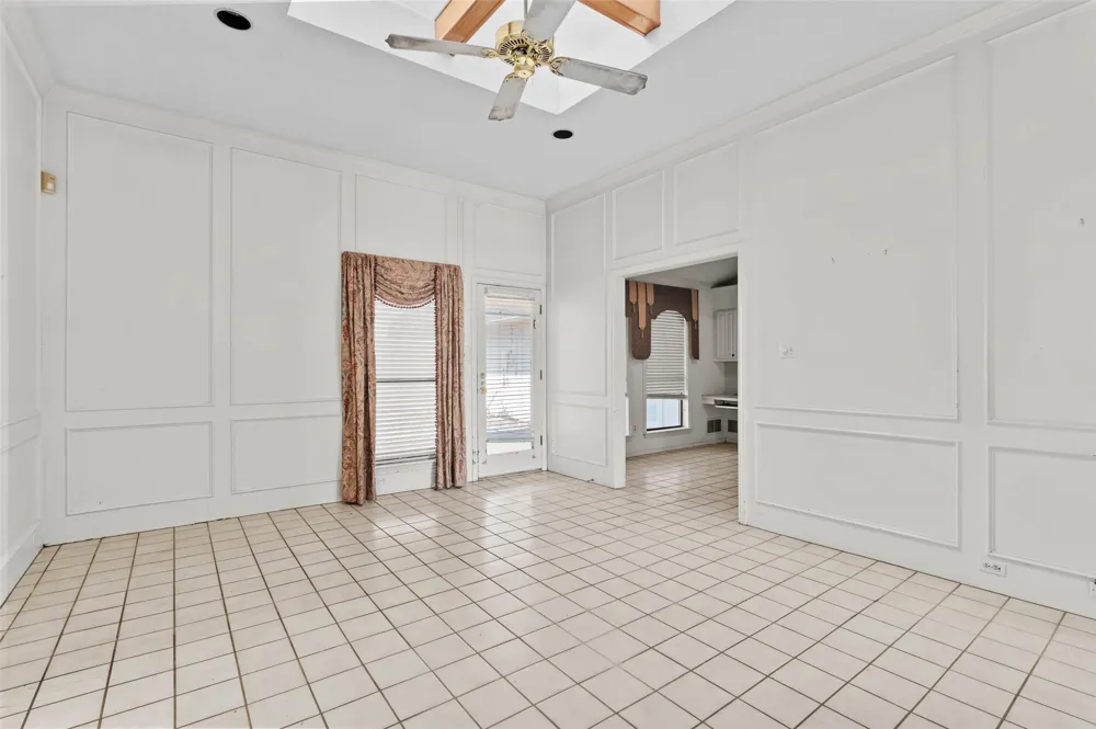 2703 Devonshire Drive Carrollton, TX 75007