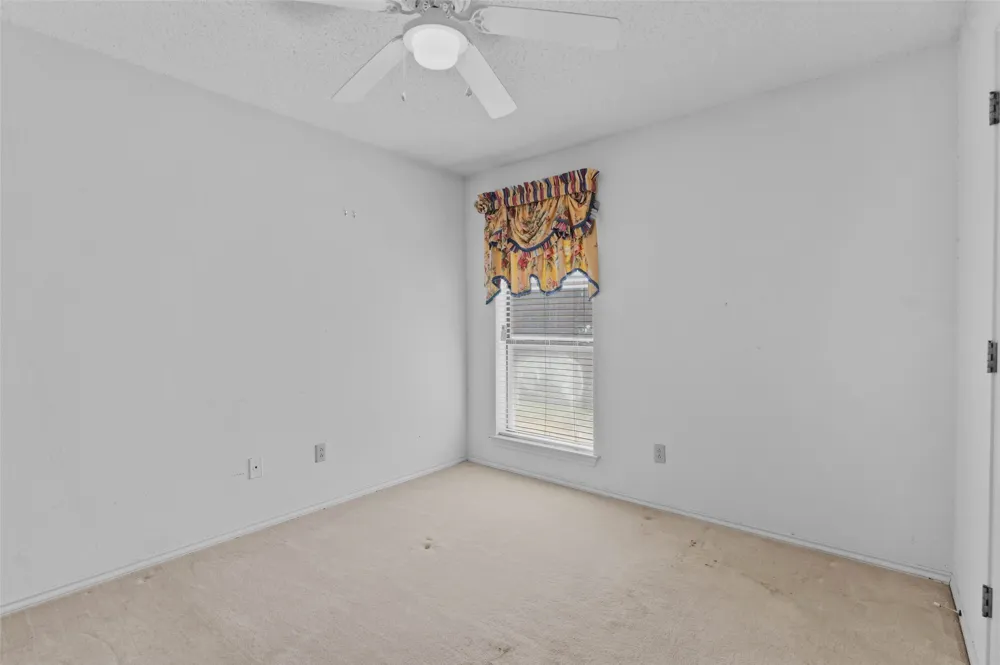 2703 Devonshire Drive Carrollton, TX 75007