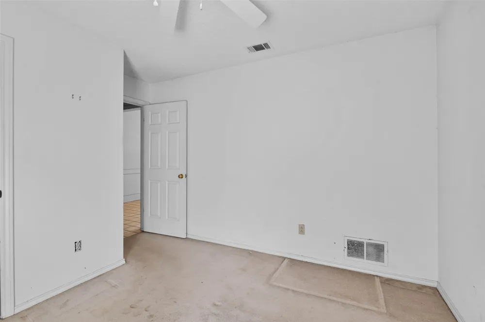 2703 Devonshire Drive Carrollton, TX 75007