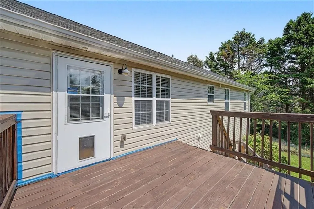 30 Indian Hills Drive Rydal, GA 30171