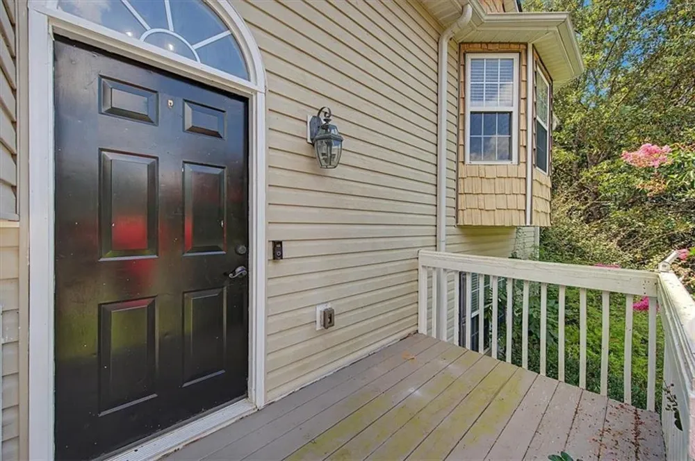 30 Indian Hills Drive Rydal, GA 30171