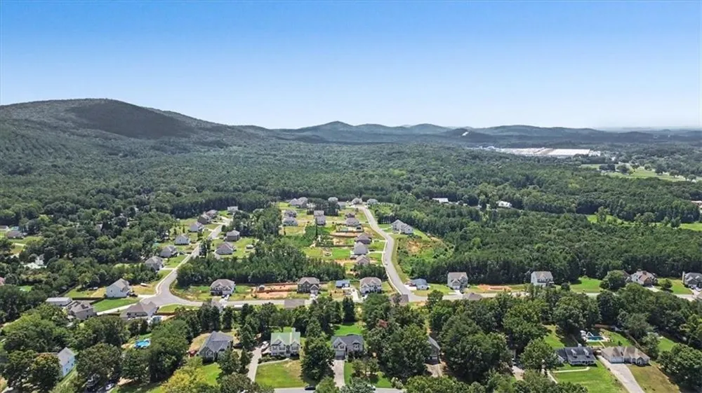 30 Indian Hills Drive Rydal, GA 30171