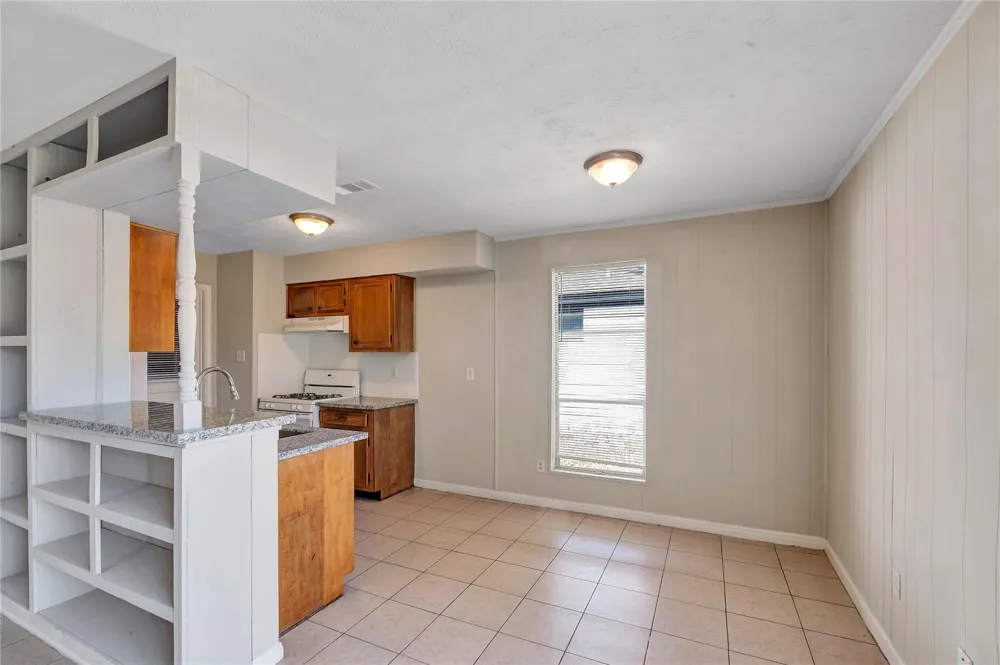 11862 S Evelyn Circle Houston, TX 77071