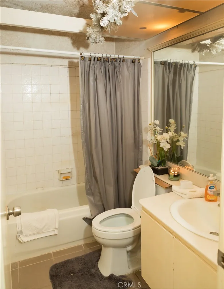 1451 Offshore St Oxnard, CA 93035