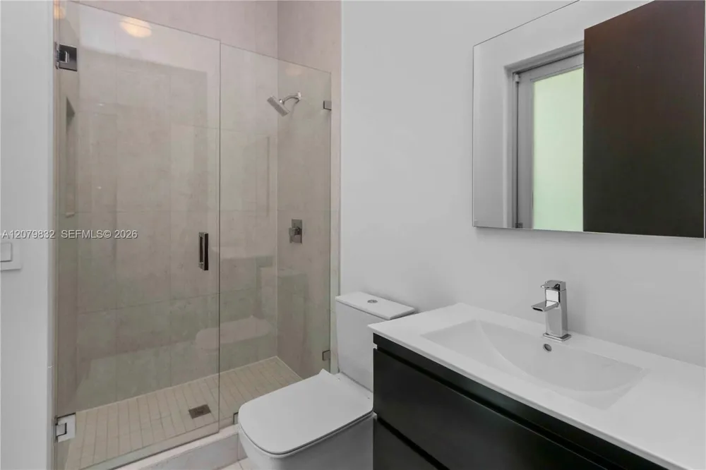 8249 NW 34th Dr Doral, FL 33122