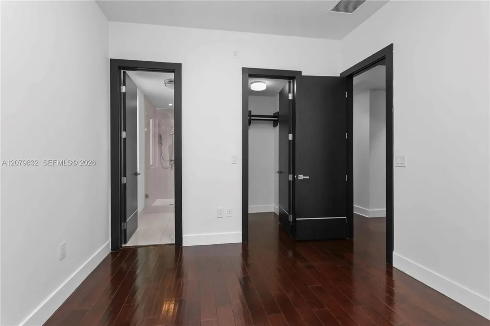 8249 NW 34th Dr Doral, FL 33122