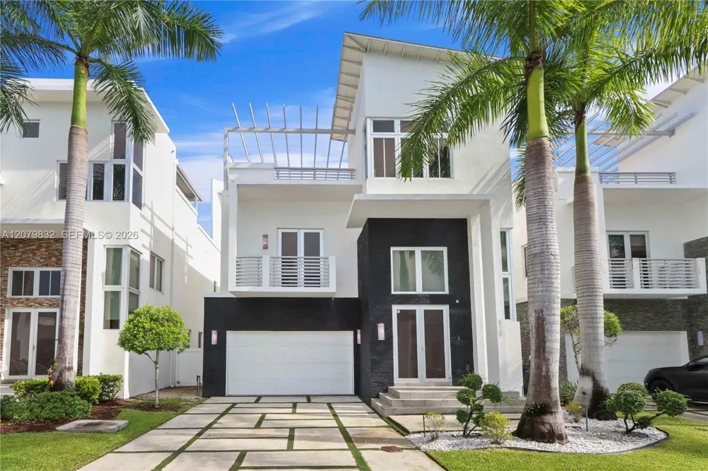 8249 NW 34th Dr Doral, FL 33122