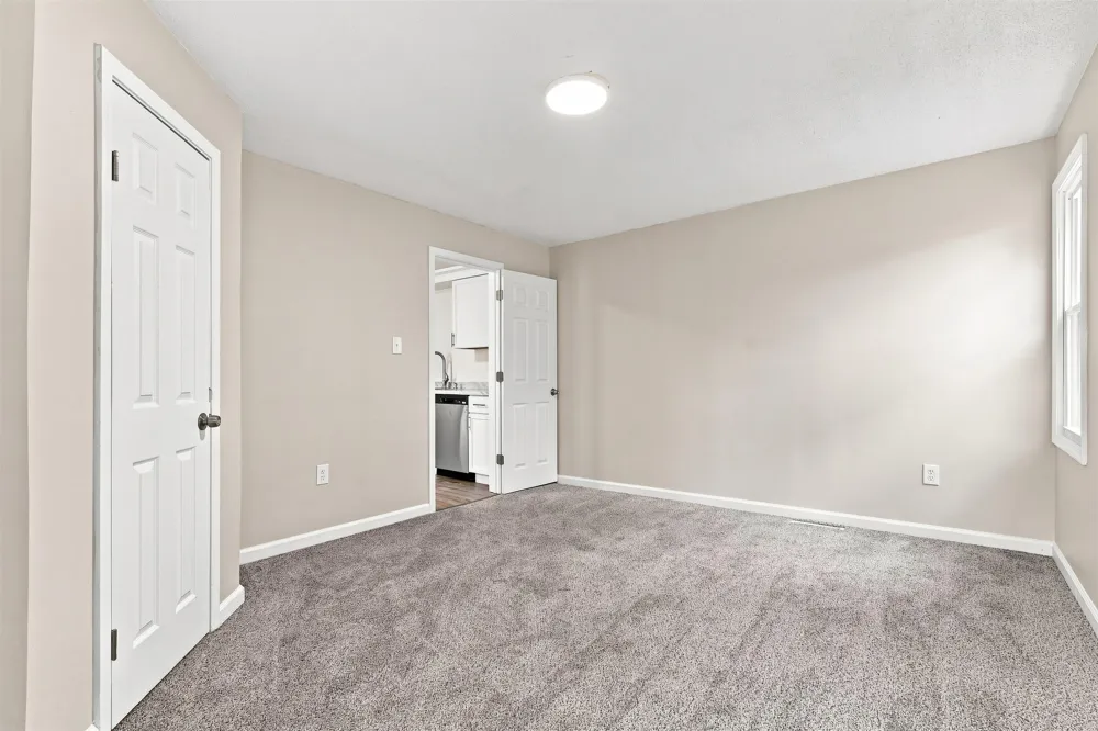 4209 Cuthbertson Street Flint City, MI 48507
