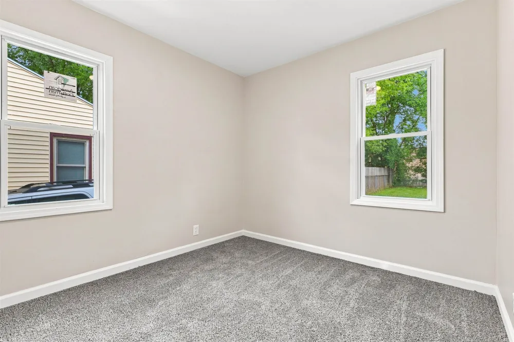 4209 Cuthbertson Street Flint City, MI 48507