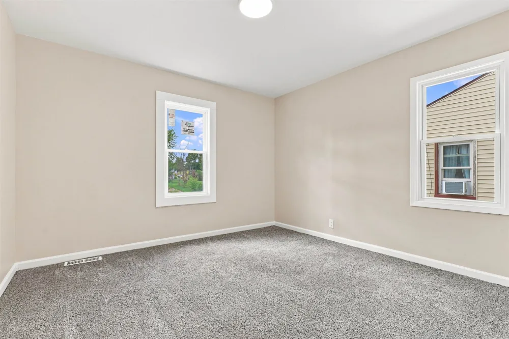4209 Cuthbertson Street Flint City, MI 48507