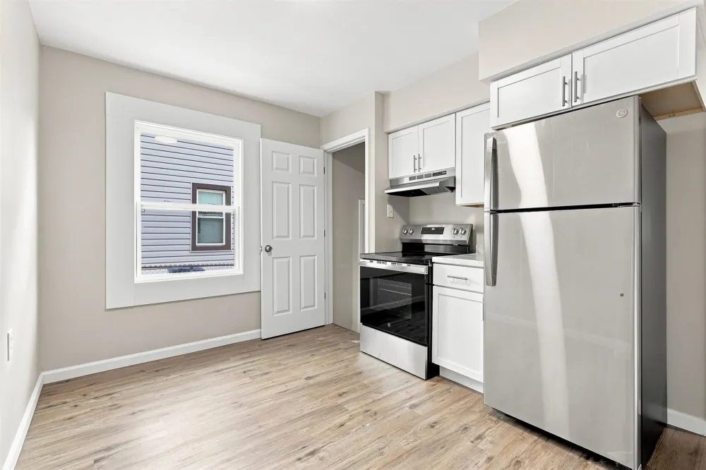 4209 Cuthbertson Street Flint City, MI 48507