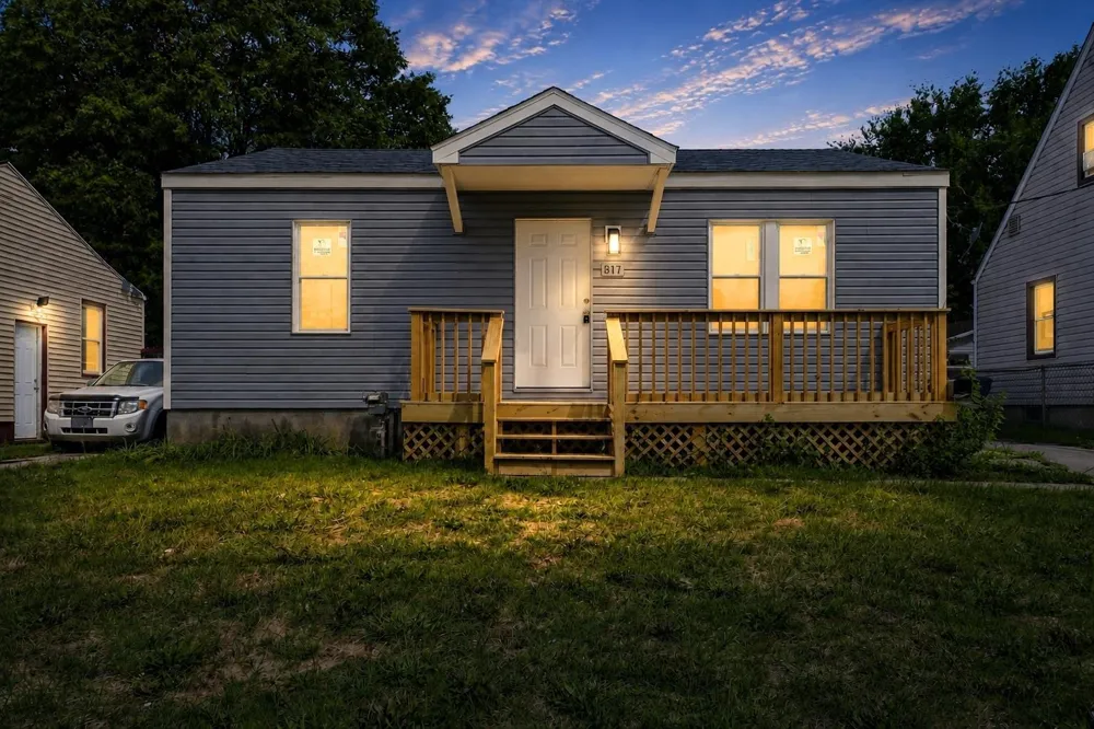 4209 Cuthbertson Street Flint City, MI 48507