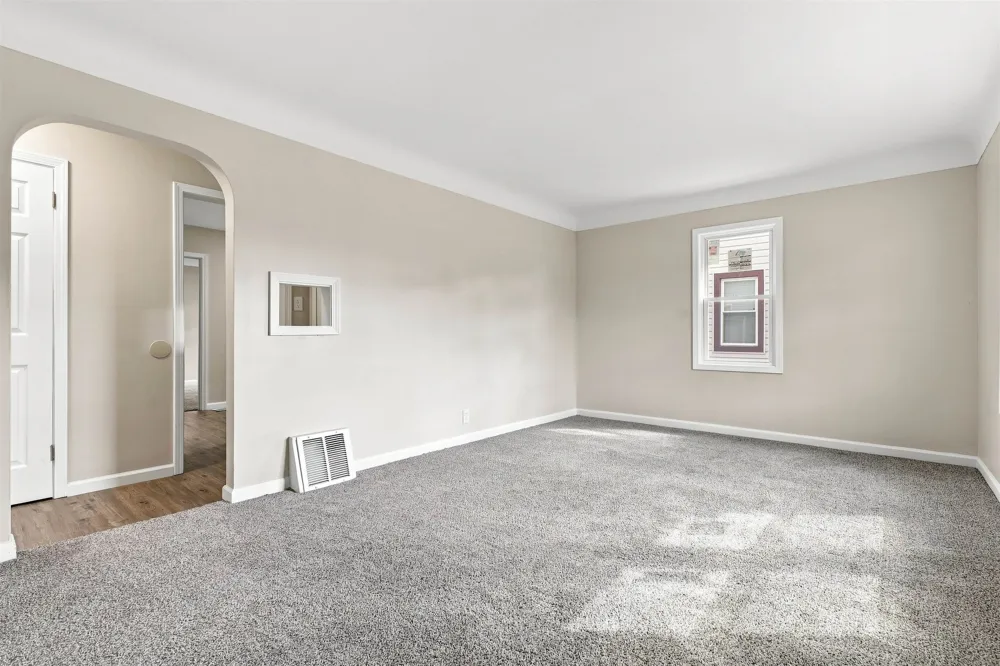 4209 Cuthbertson Street Flint City, MI 48507