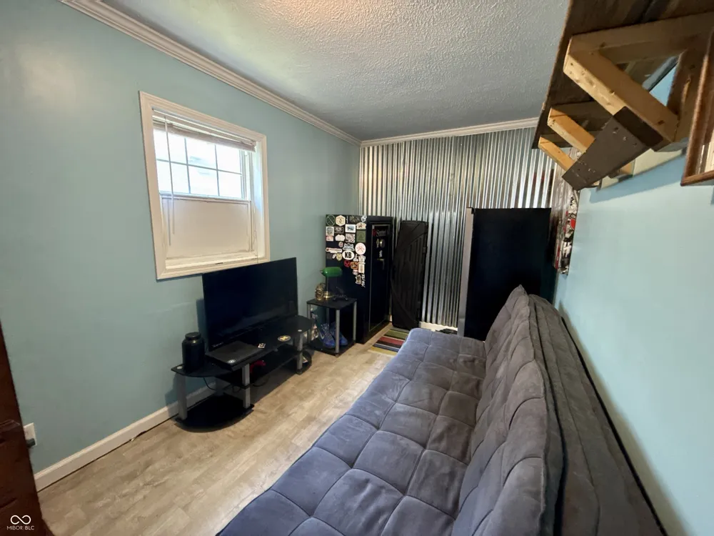 2826 B STREET Elwood, IN 46036