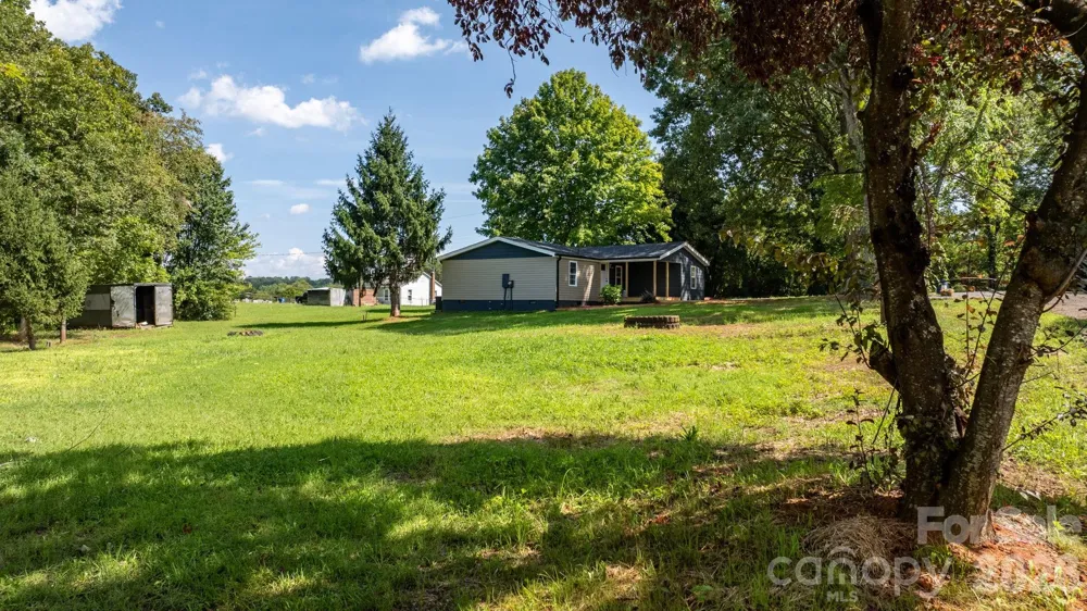 160 Green Street Rutherford College, NC 28612