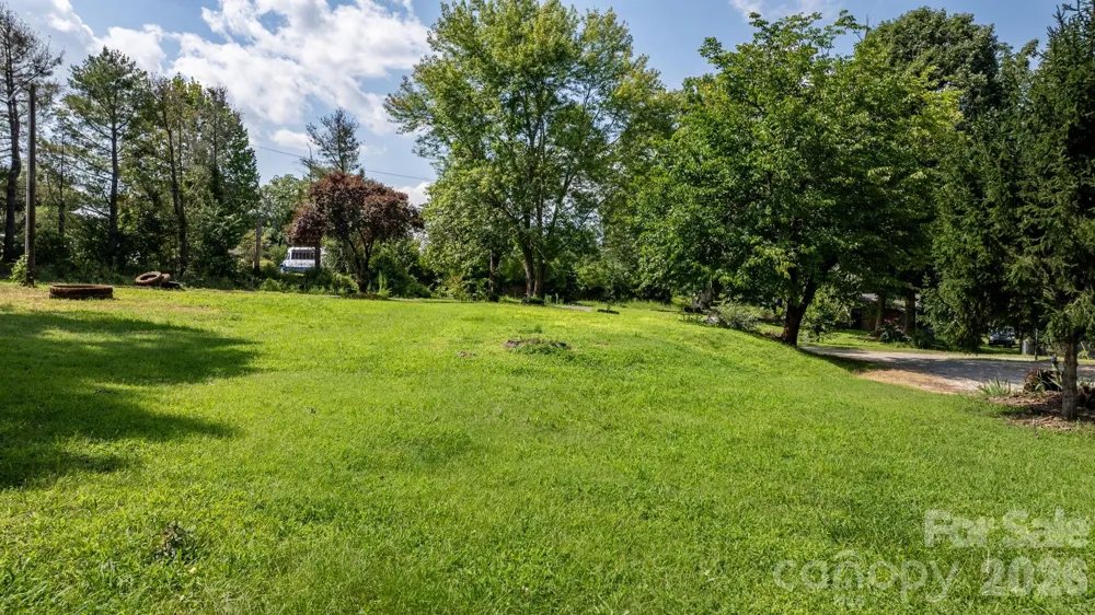 160 Green Street Rutherford College, NC 28612