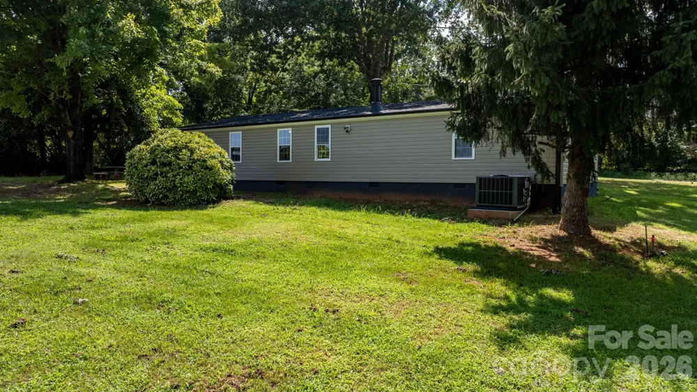 160 Green Street Rutherford College, NC 28612
