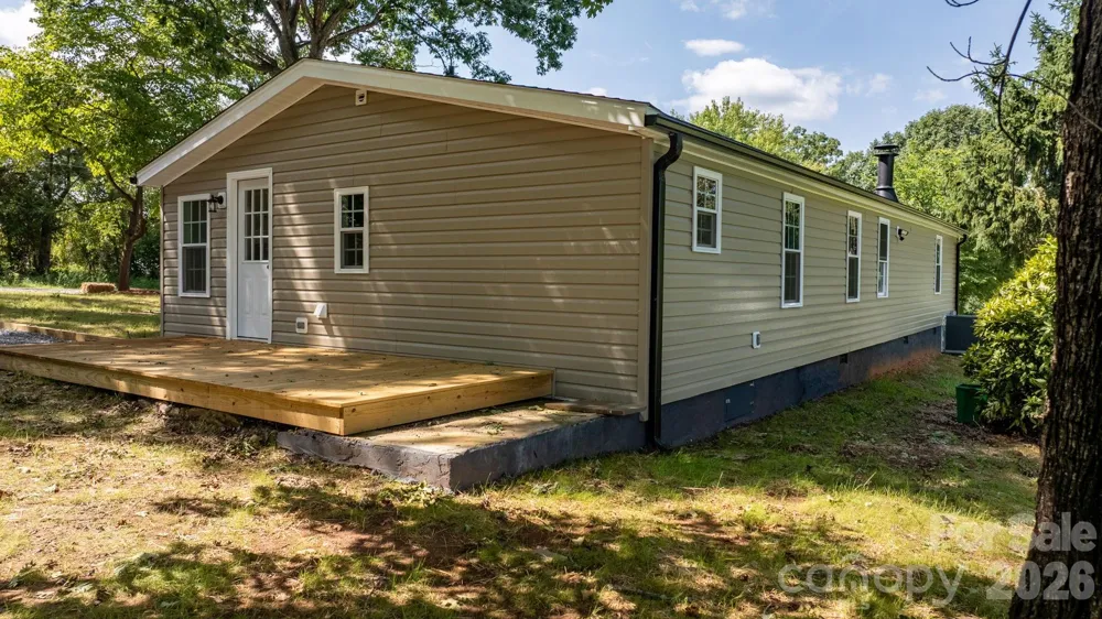 160 Green Street Rutherford College, NC 28612