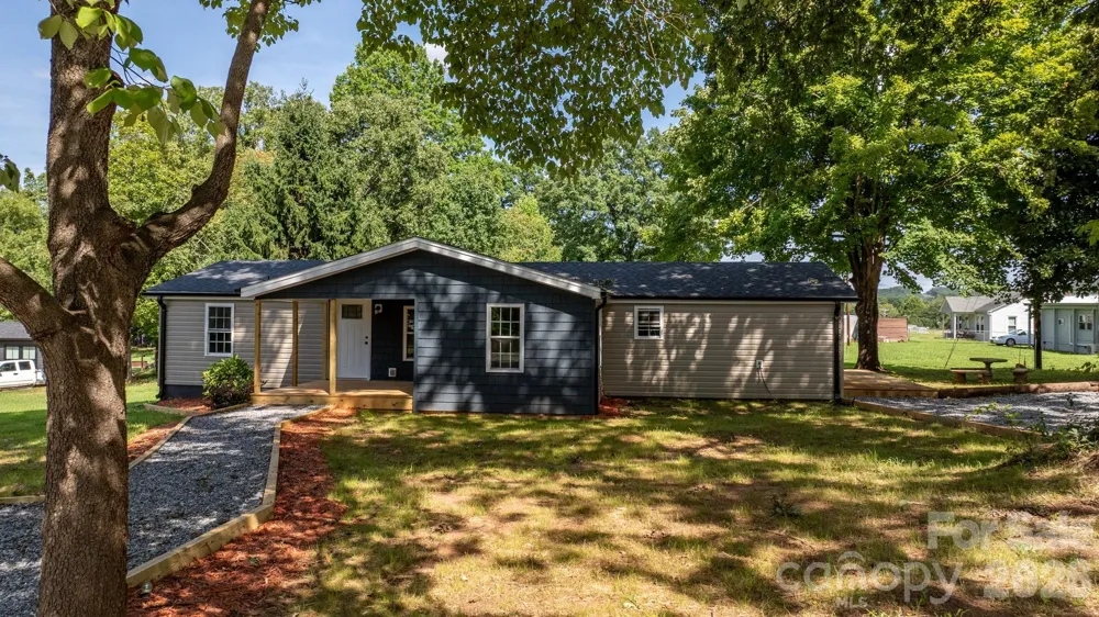 160 Green Street Rutherford College, NC 28612
