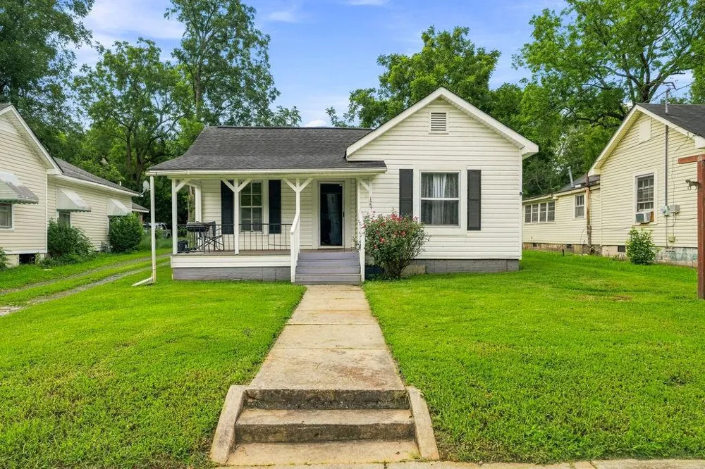 129 Cobb Street Cedartown, GA 30125