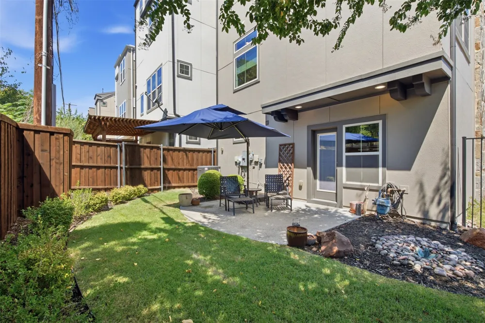 1802 Stevens Bluff Lane Dallas, TX 75208