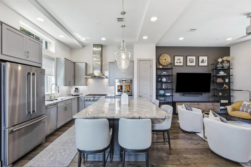 1802 Stevens Bluff Lane Dallas, TX 75208