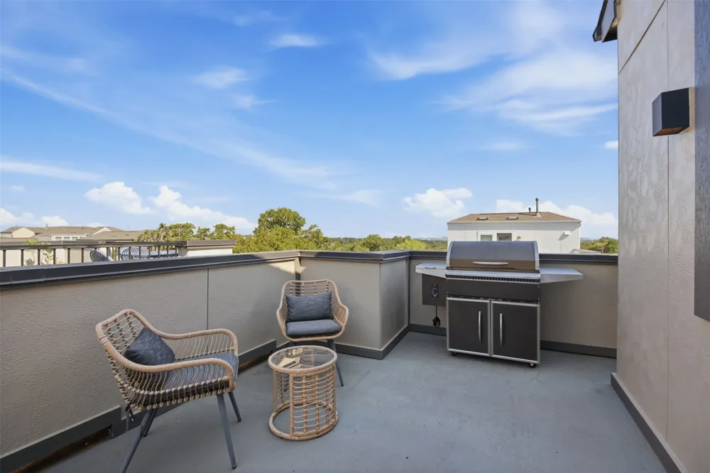 1802 Stevens Bluff Lane Dallas, TX 75208