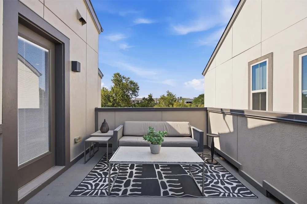 1802 Stevens Bluff Lane Dallas, TX 75208