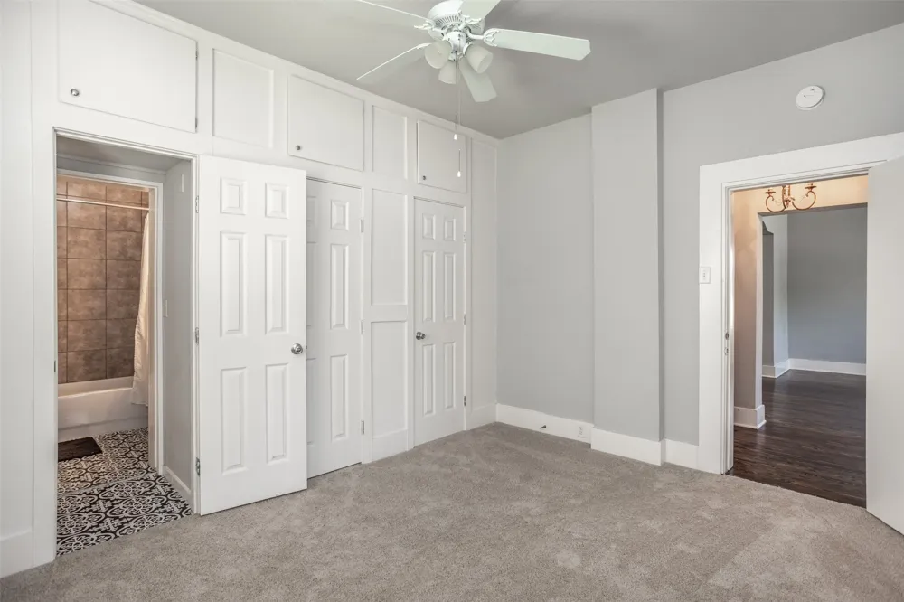 230 E Main Street Lindsay, TX 76250
