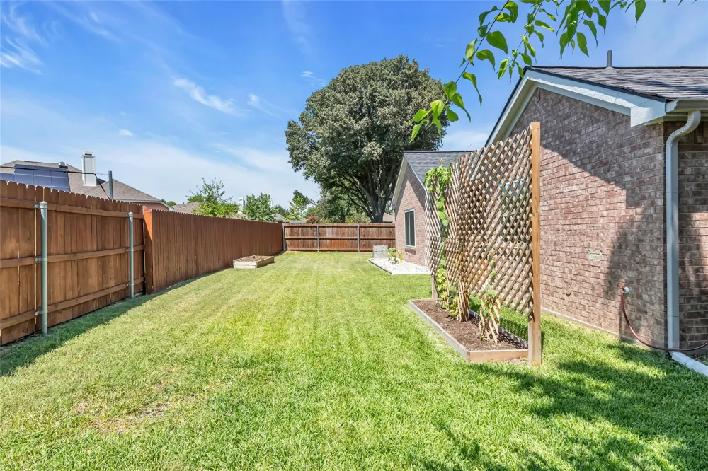 7105 Isle Royale Drive Fort Worth, TX 76137