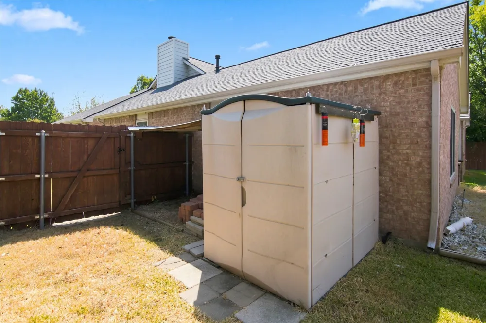 7105 Isle Royale Drive Fort Worth, TX 76137
