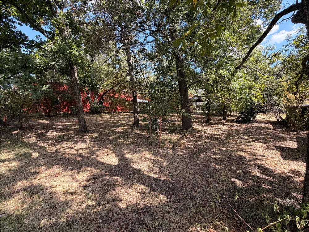 319 S Fisher Street Gorman, TX 76454