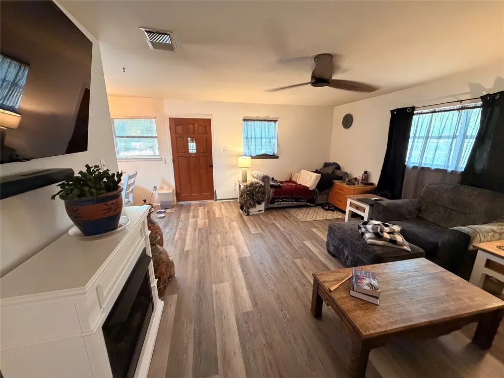 319 S Fisher Street Gorman, TX 76454