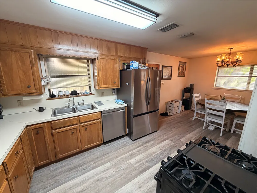 319 S Fisher Street Gorman, TX 76454