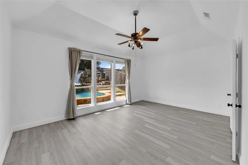 2622 Westwind Drive Corinth, TX 76210
