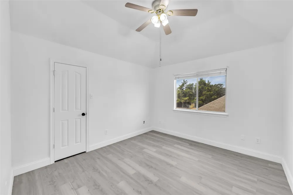 2622 Westwind Drive Corinth, TX 76210