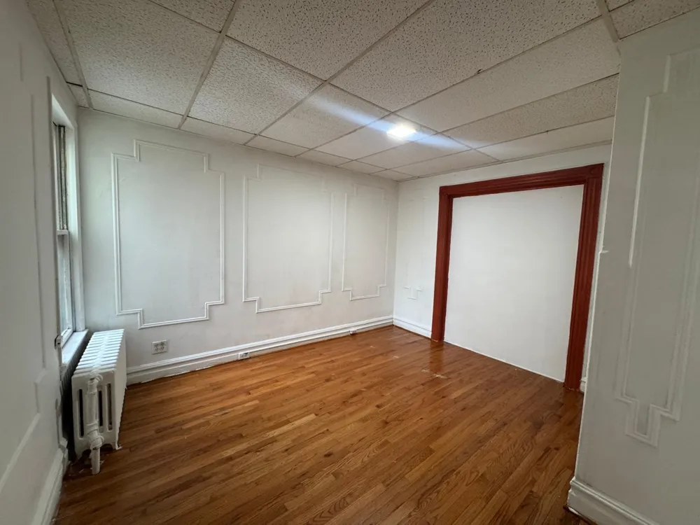 64 CORBIN AVE Jersey City, NJ 07306