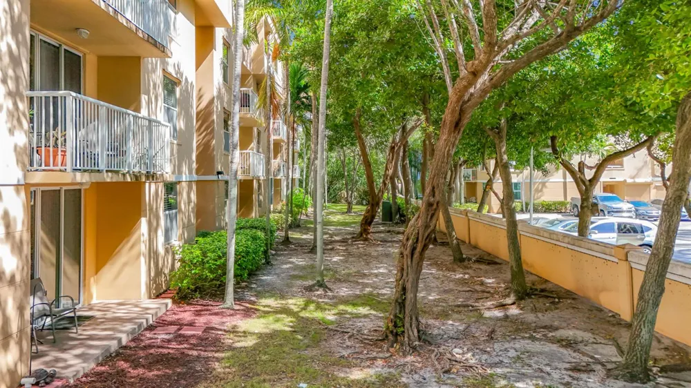 519 E Sheridan Street #4042 Dania Beach, FL 33004
