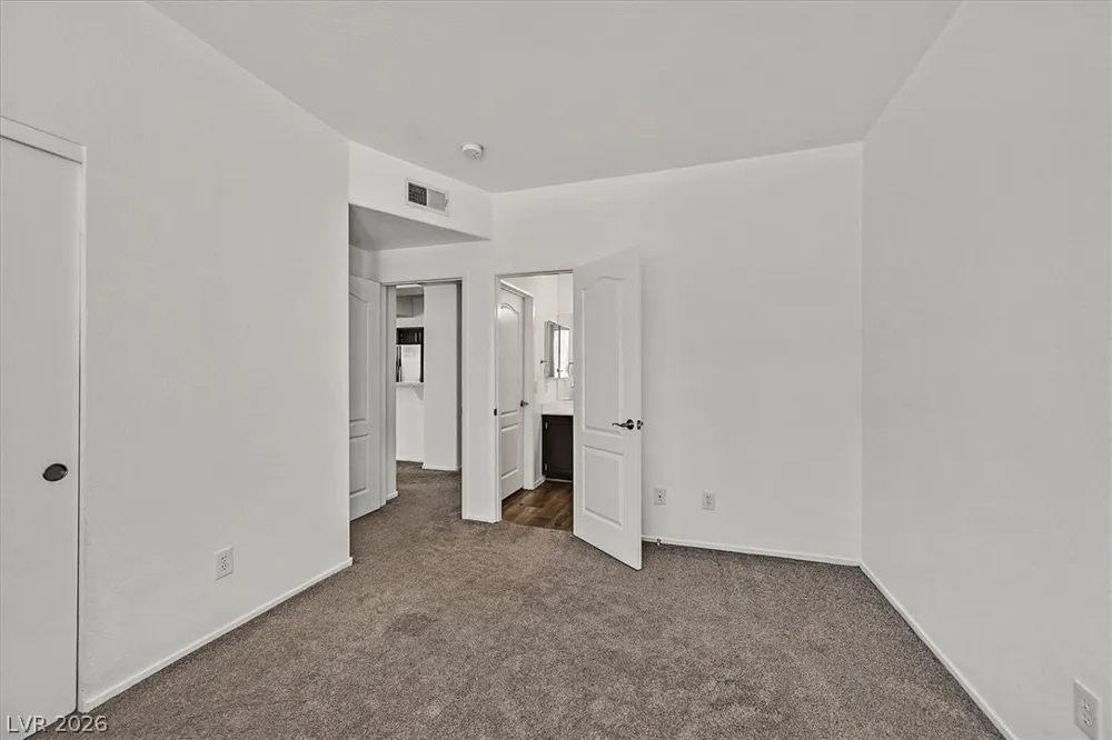 1513 Truett Street #104 Las Vegas, NV 89128