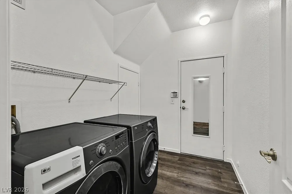 1513 Truett Street #104 Las Vegas, NV 89128