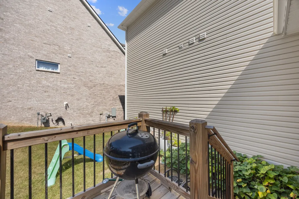 1121 Parklawn Dr Nashville, TN 37211